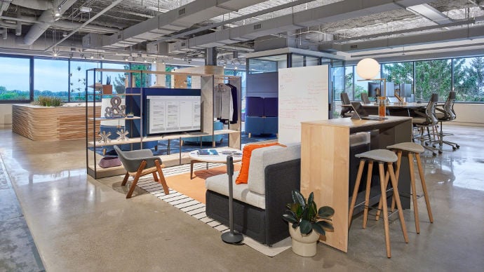 collaborative-space-in-office