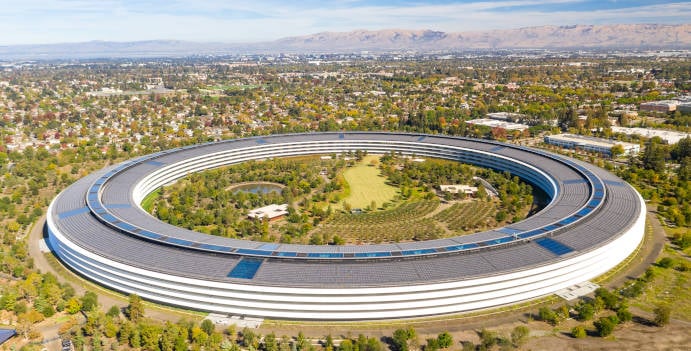 Apple-HQ-in-Cupertino-IE-blog